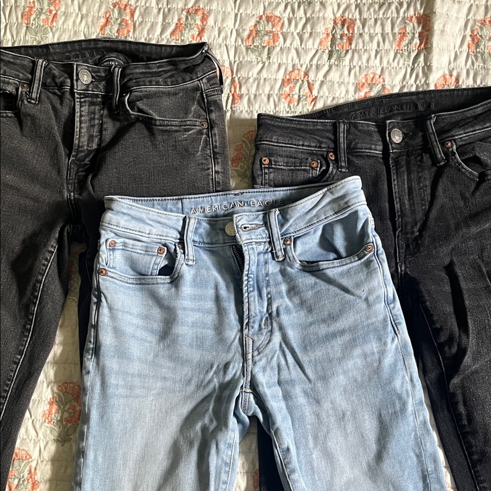 American Eagle Outfitters men’s  Black and Light Blue Skinny Jeans